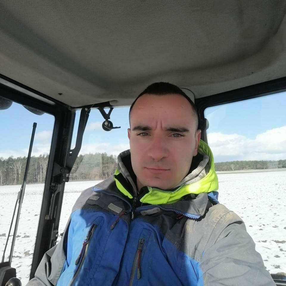 133129137_1350_s.1645897009.jpg - Riczmond92