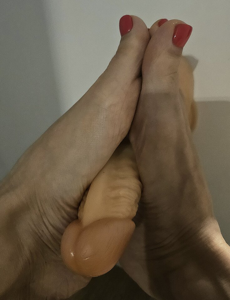 Kto chętny na masaż....?💋 - SexyHotwife82