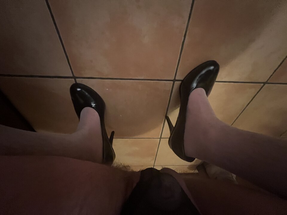 IMG_7968.jpeg - Woman_laydys