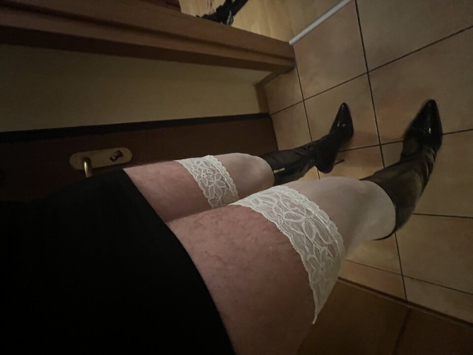 IMG_7961.jpeg - Woman_laydys