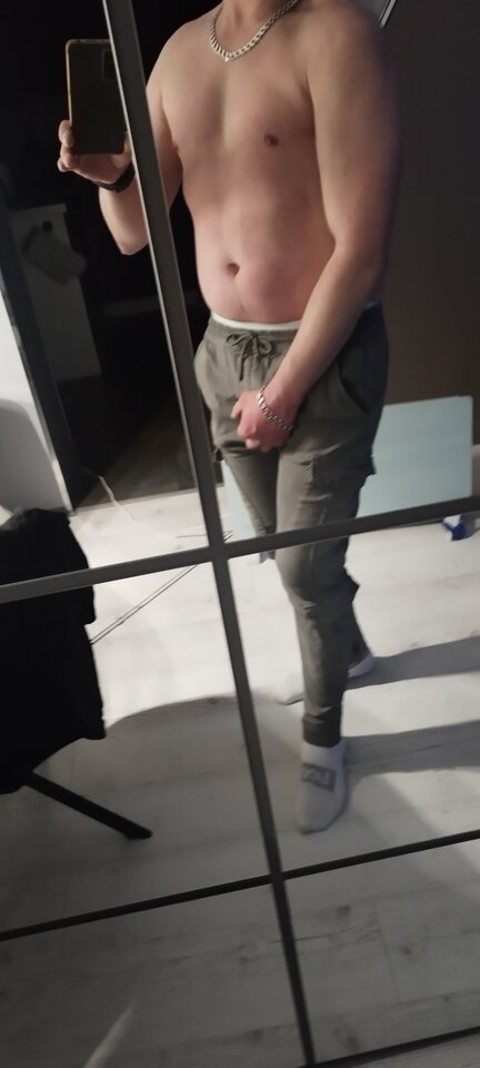 😛🥂 - ChetnyKutasek9002