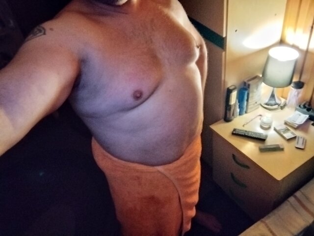 WstydliwaParka8279