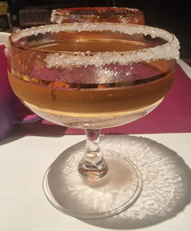 1000052384.jpg - XXXrentier