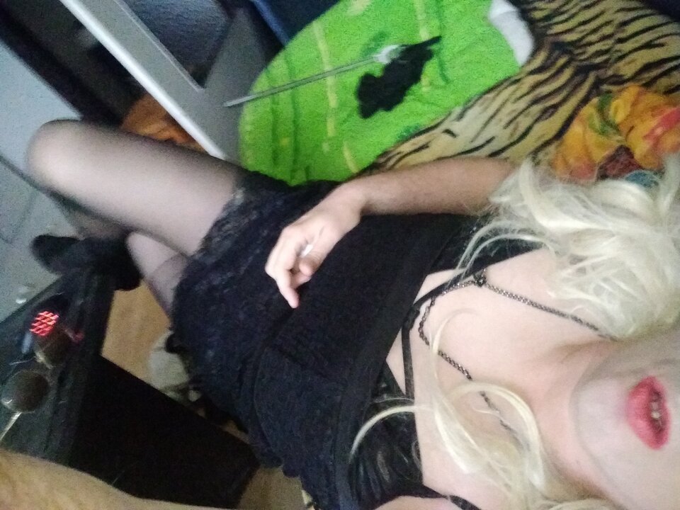 IMG_20241212_081816664_BURST000_COVER_TOP.jpg - juliadada