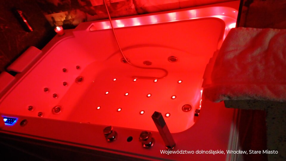 18017.jpg - RealnieAtrakcyjniOni