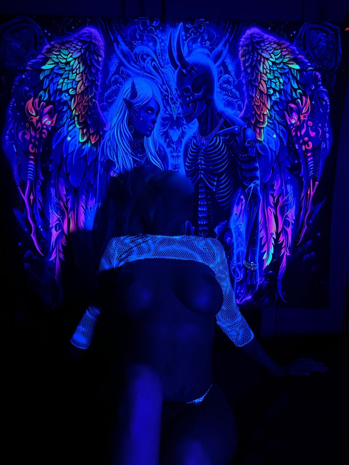 fluo a&d.jpg - weknow