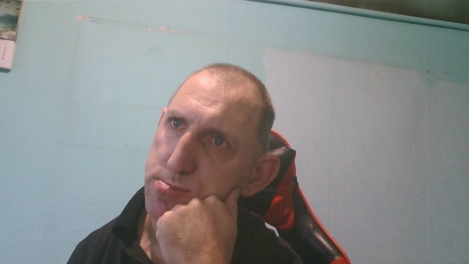 WIN_20251114_08_05_10_Pro.jpg - bojman8