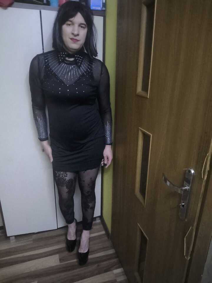 1000015389.jpg - Adriennecross