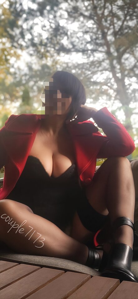 1000029030.jpg - couple7371