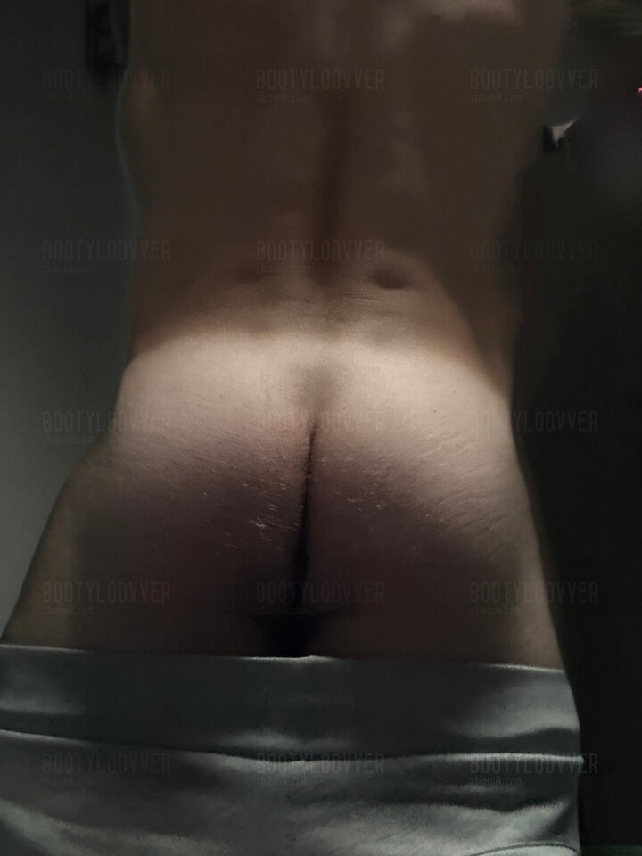 IMG_4012.jpeg - BooTyloovver