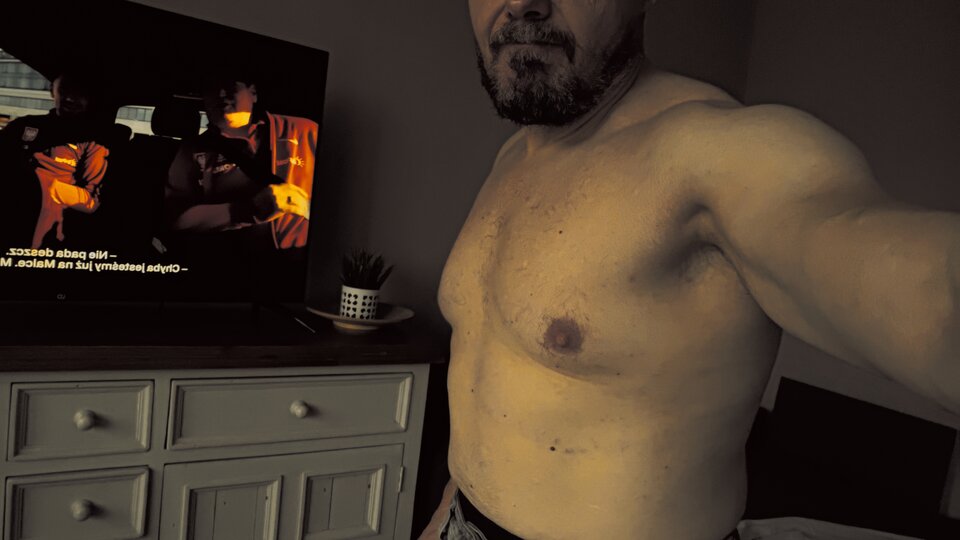 1000022074.jpg - OrgiMen