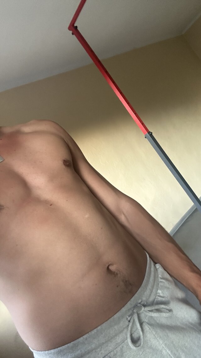 _blondiibrunet_