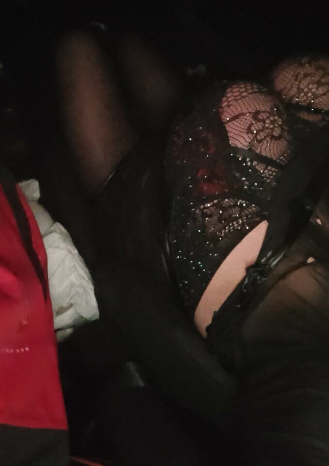 1000149915.jpg - paulstarkface