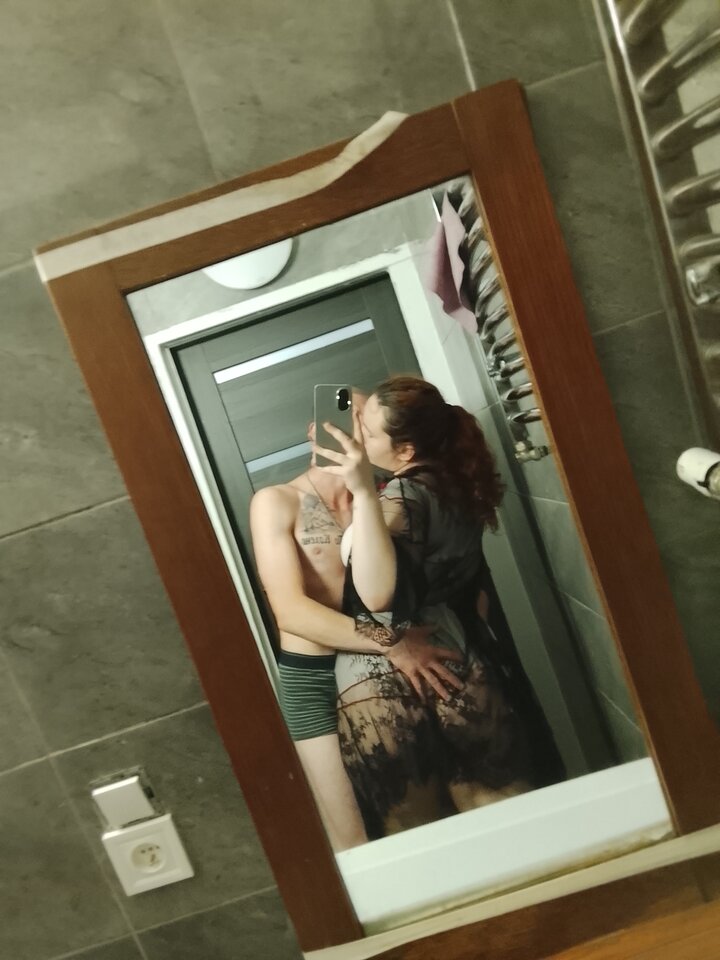 1000001297.jpg - HotBiSexParka