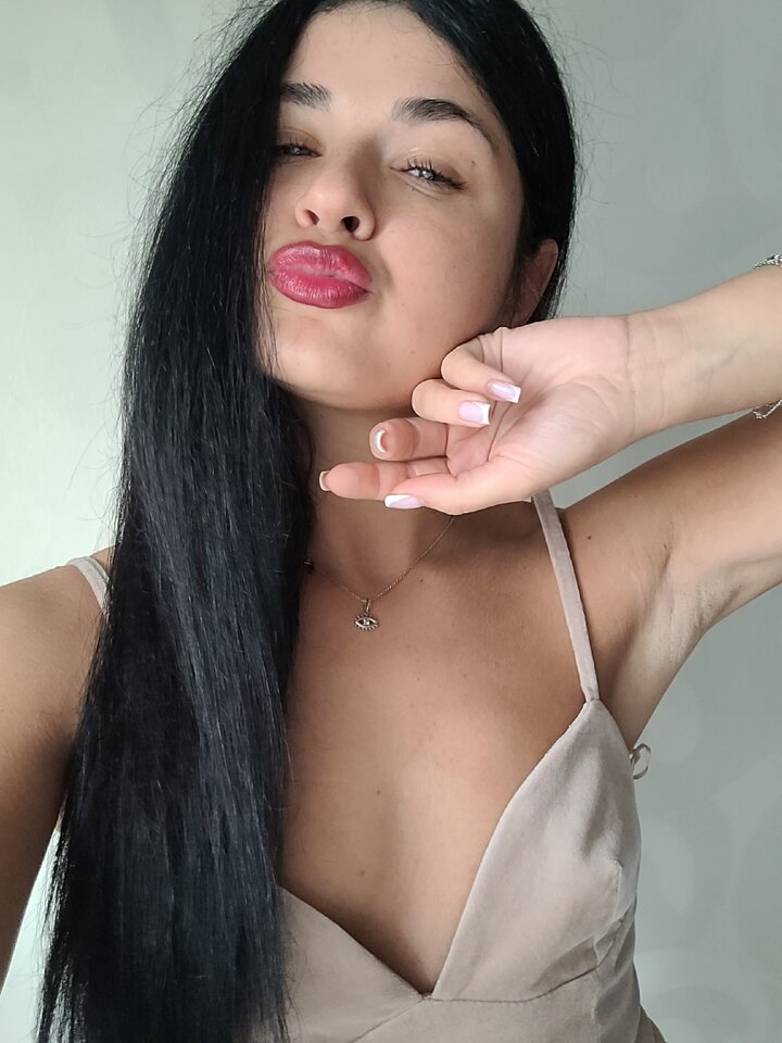 Sj7pXcxE64eDdYFQJWzy0QsPFuv_xN86yMqfbIzIpia81ggTDqTbJpvEf4dBxirj - _Alissa_