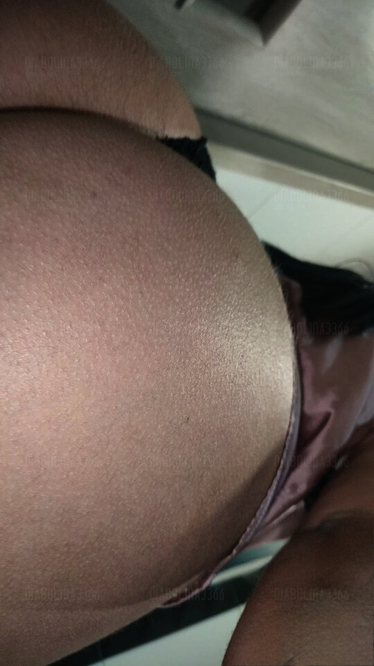 Snapchat-1630220017.jpg - Diabolina3366