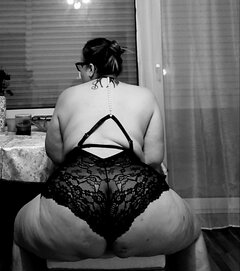 Pan każe Ona robi..