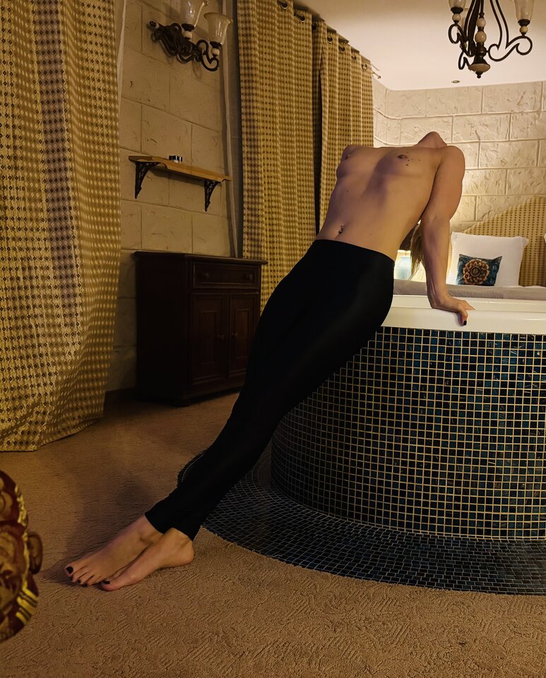 FullSizeRender.jpeg - HappyToes