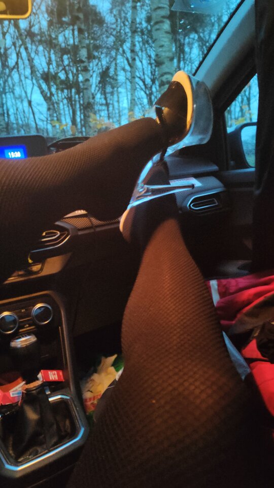 1000150065.jpg - paulstarkface