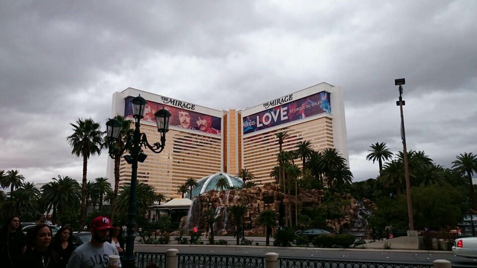 vegas.jpg - Isaaknewton1111