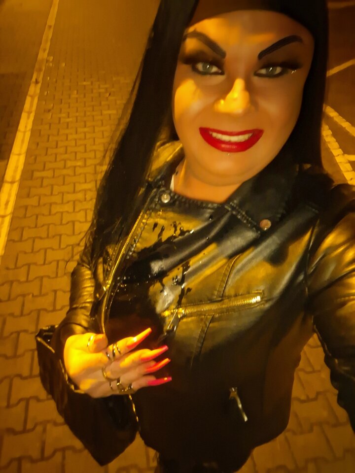 20251115_222128.jpg - RoksanaiNikol