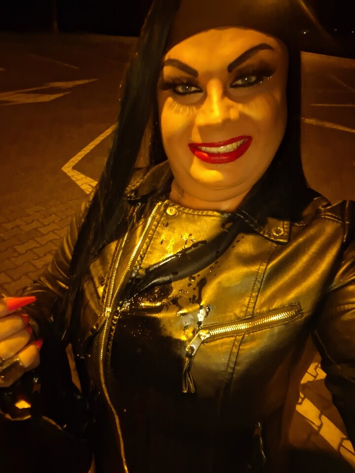 20251115_222037.jpg - RoksanaiNikol