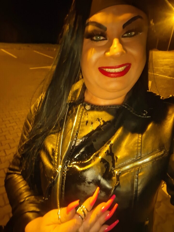 20251115_222134.jpg - RoksanaiNikol