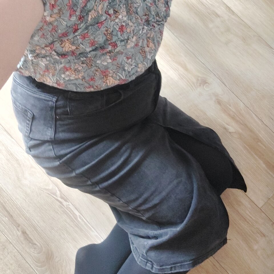 Spódnica, może też być seksowna 🥰 - PaulinaCD