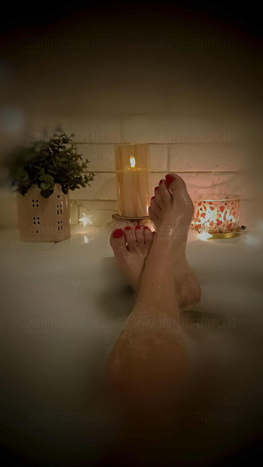 👣 - Jedynyegzemplarz