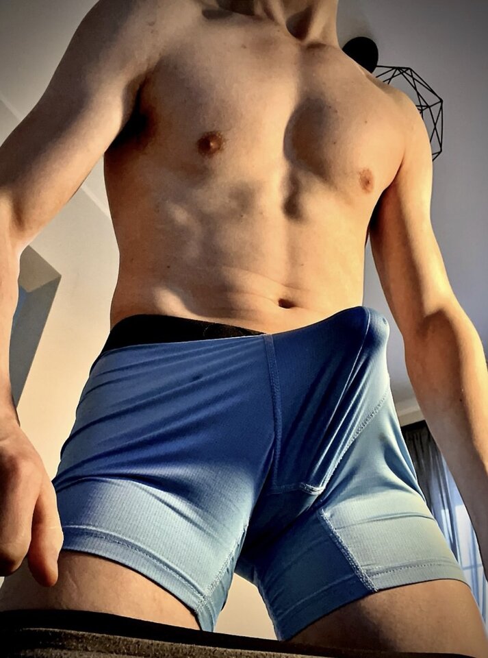 Groß (Bildschirmfoto 2025-11-26 um 14.14.17).jpeg - allezy