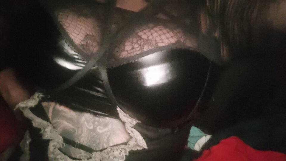 1000150208.jpg - paulstarkface