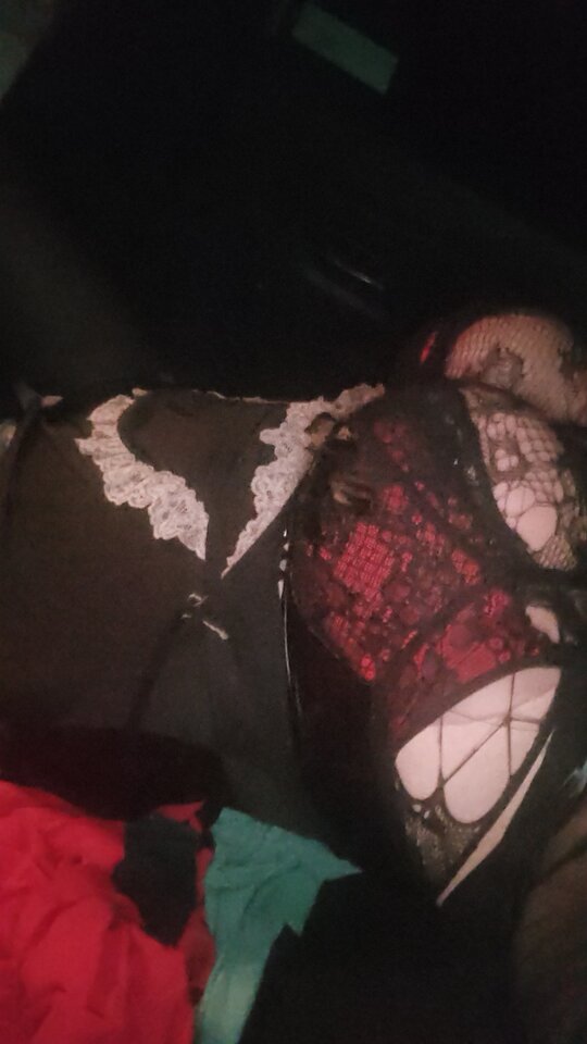 1000150212.jpg - paulstarkface