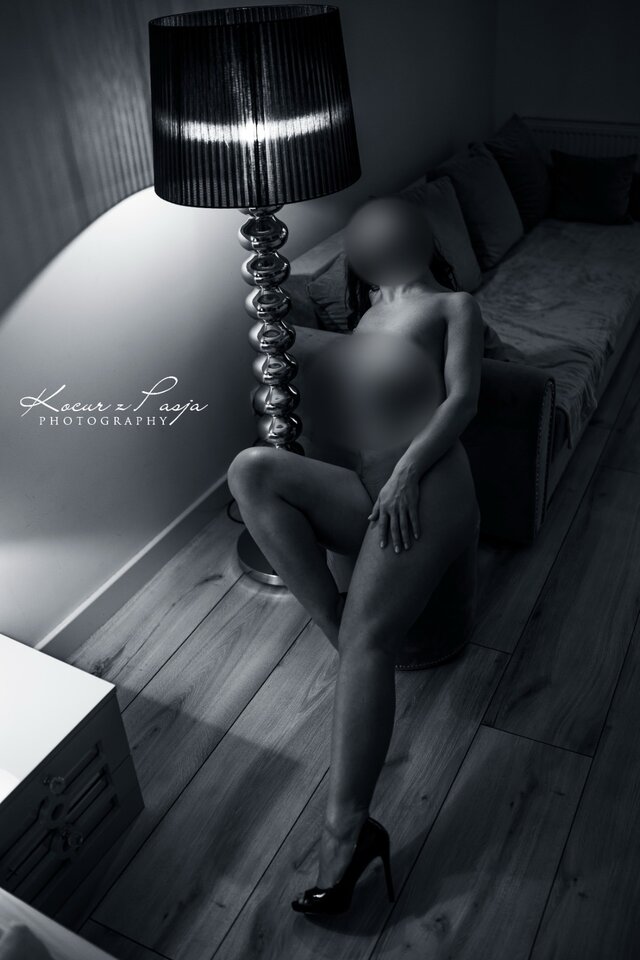 Oświecona. - _LonelyLady_