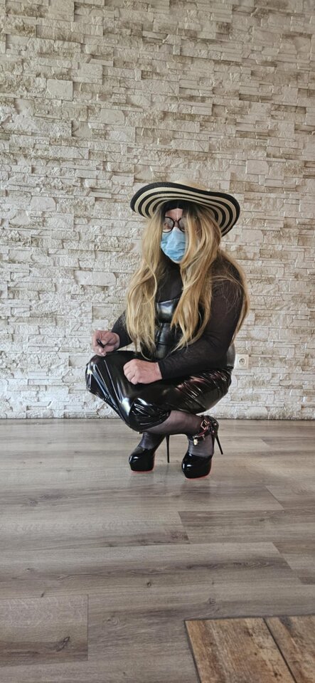 Messenger_creation_4771A426-3522-4832-AB12-526F2A5DE4BF.jpeg - sylwiabdsm