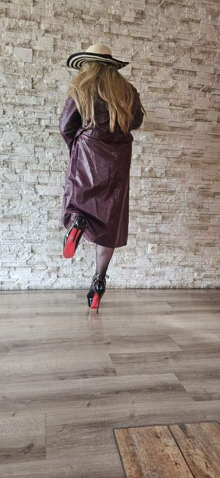 Messenger_creation_5601DA36-3CA5-4D8E-81AB-5281A639104B.jpeg - sylwiabdsm