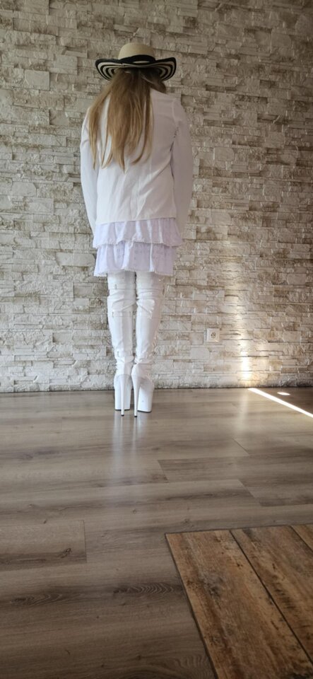 Messenger_creation_6E2F2AB5-AD63-4DE6-8E8D-1C13FFDC2787.jpeg - sylwiabdsm