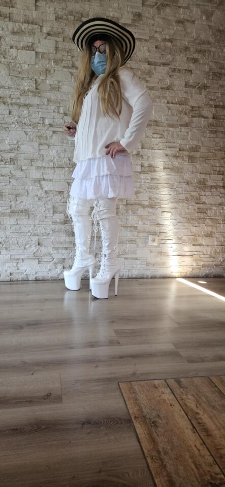 Messenger_creation_E8A20BE3-58A5-4961-8BFF-DE6EC8D26F62.jpeg - sylwiabdsm