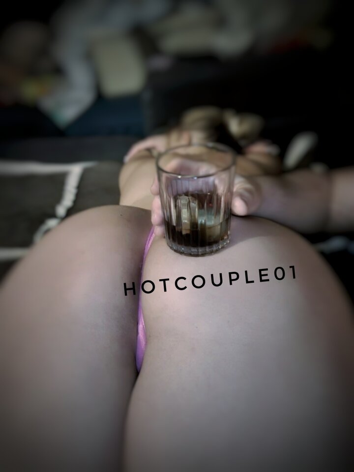 1000012189.jpg - Hotcouple01