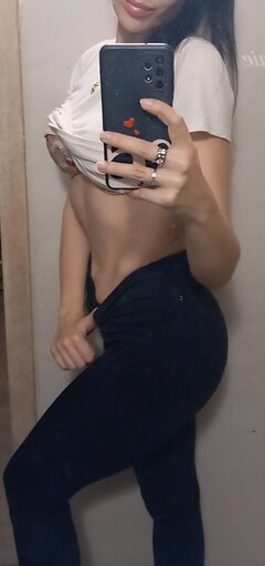 Snapchat-796351881.jpg