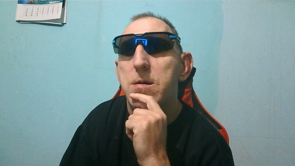 WIN_20251202_23_20_09_Pro.jpg - bojman8