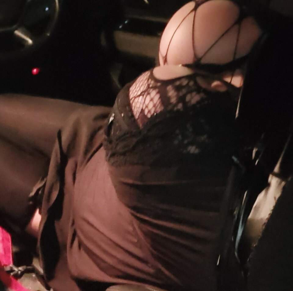 1000150438.jpg - paulstarkface