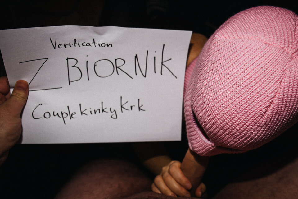 Verification Photo - CoupleKinkyKrk