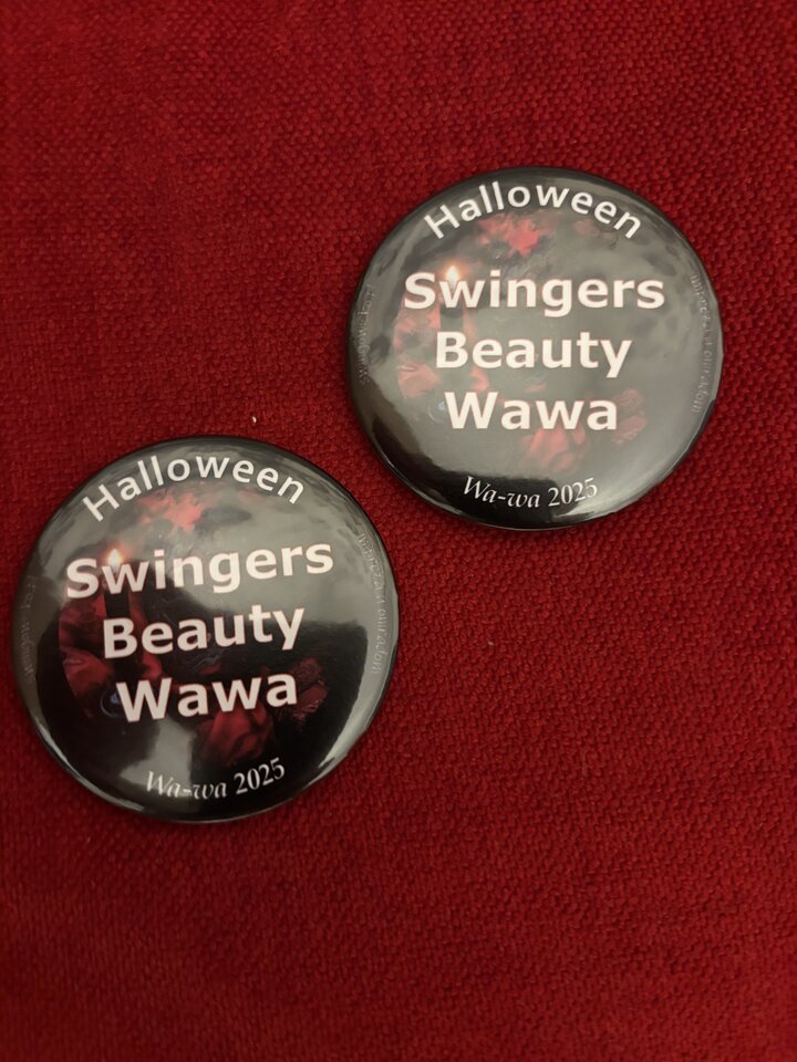 IMG_3908.jpeg - SwingersBeautyWawa