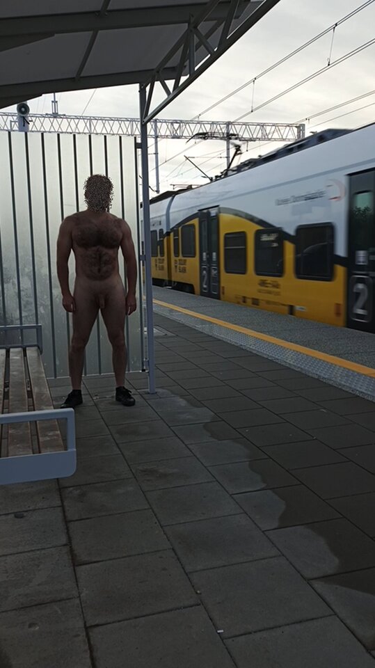 stacja_KDa.jpg - PublicPlaces