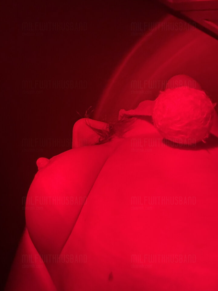 Jingle bells ;) - MilfWithHusband