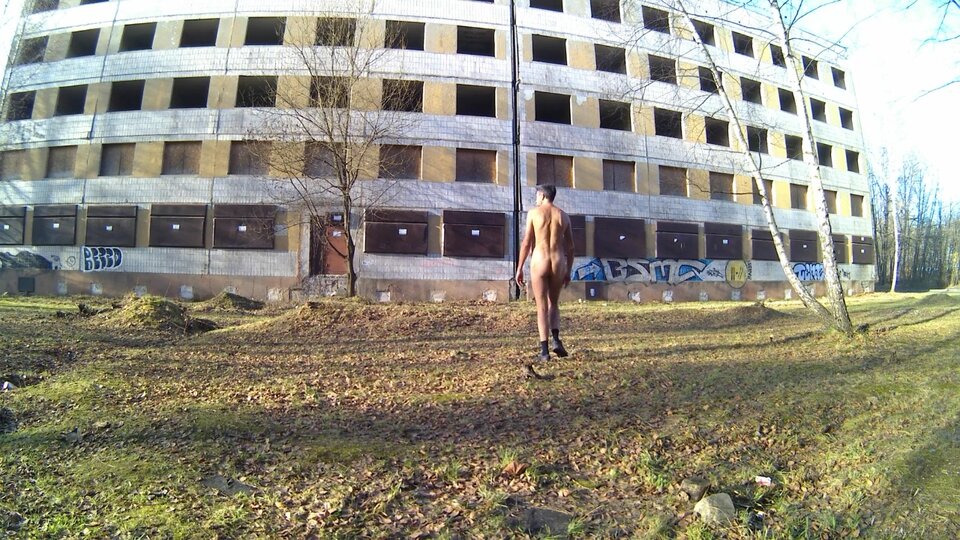 BYTOM- stare hotele 20251210.mp4_snapshot_00.22.603.jpg - Krzysztof_cfnm