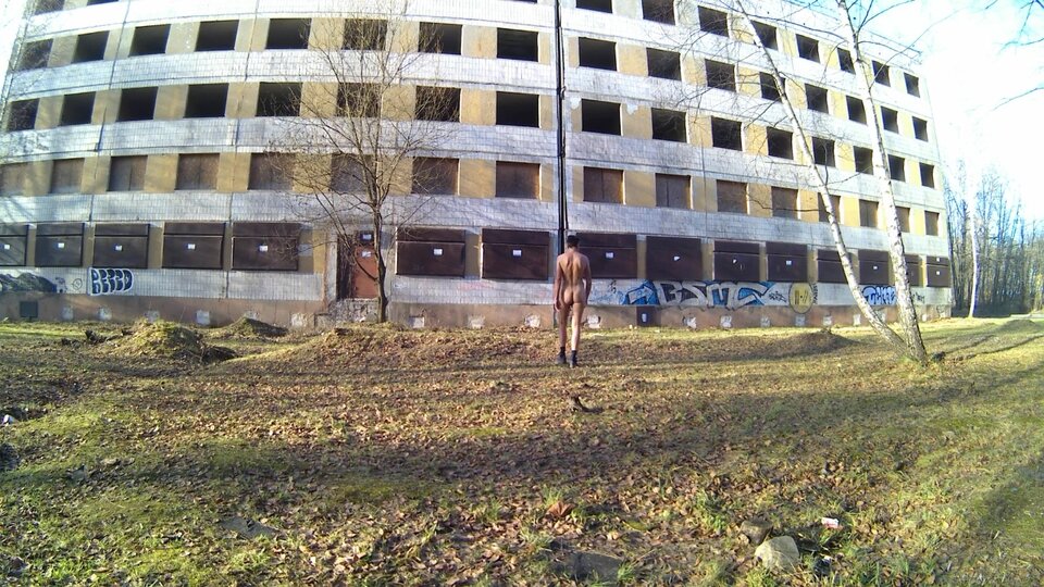 BYTOM- stare hotele 20251210.mp4_snapshot_00.24.364.jpg - Krzysztof_cfnm