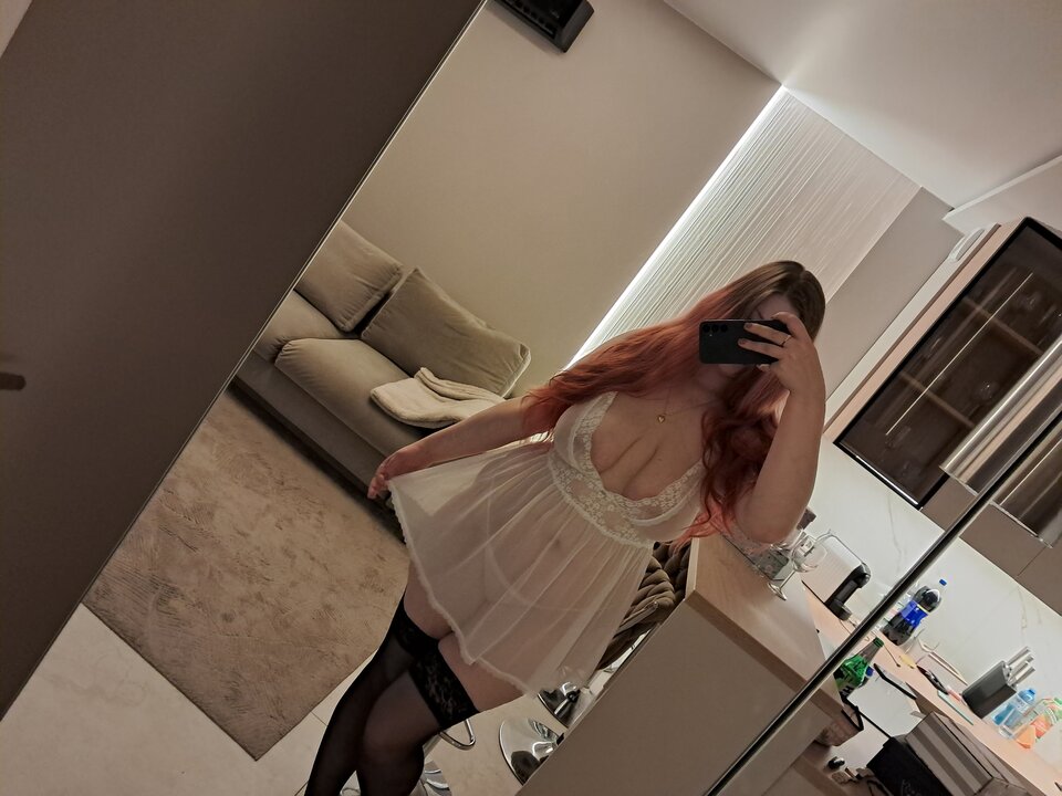 20251129_182222.jpg - KinkyKitty664
