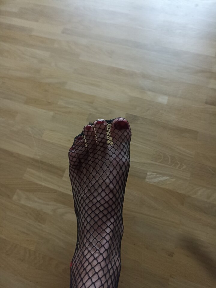 attach (16).jpeg - strapONa85