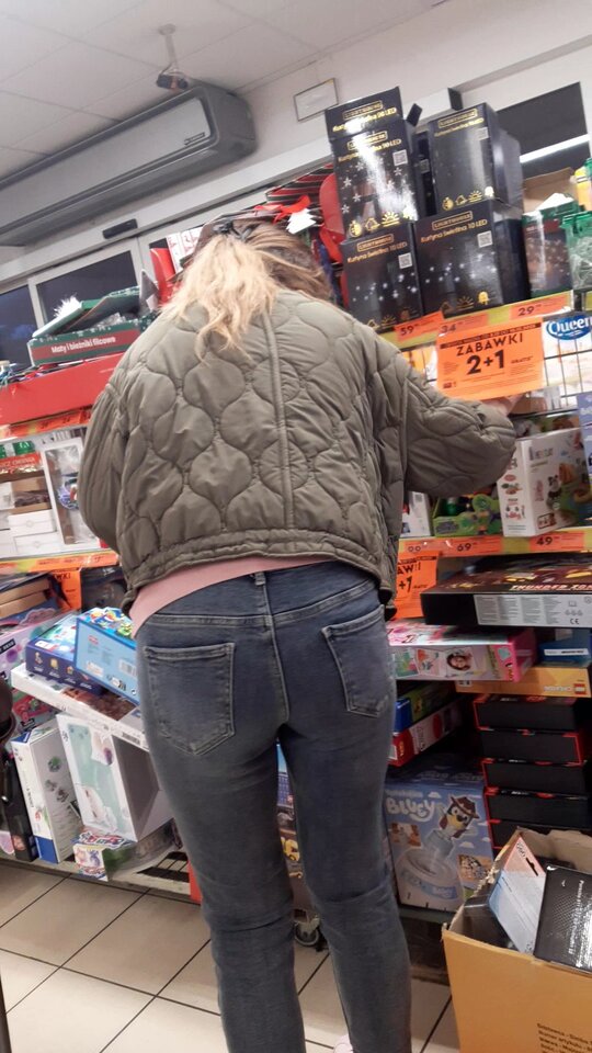 VideoCapture_20251210-074538.jpg - Franekzewsi